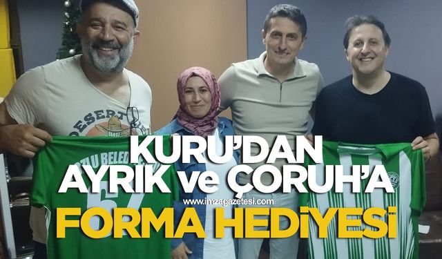 Şevket Çoruh ve İlker Ayrık’a Kozlu Belediyespor forması hediyesi